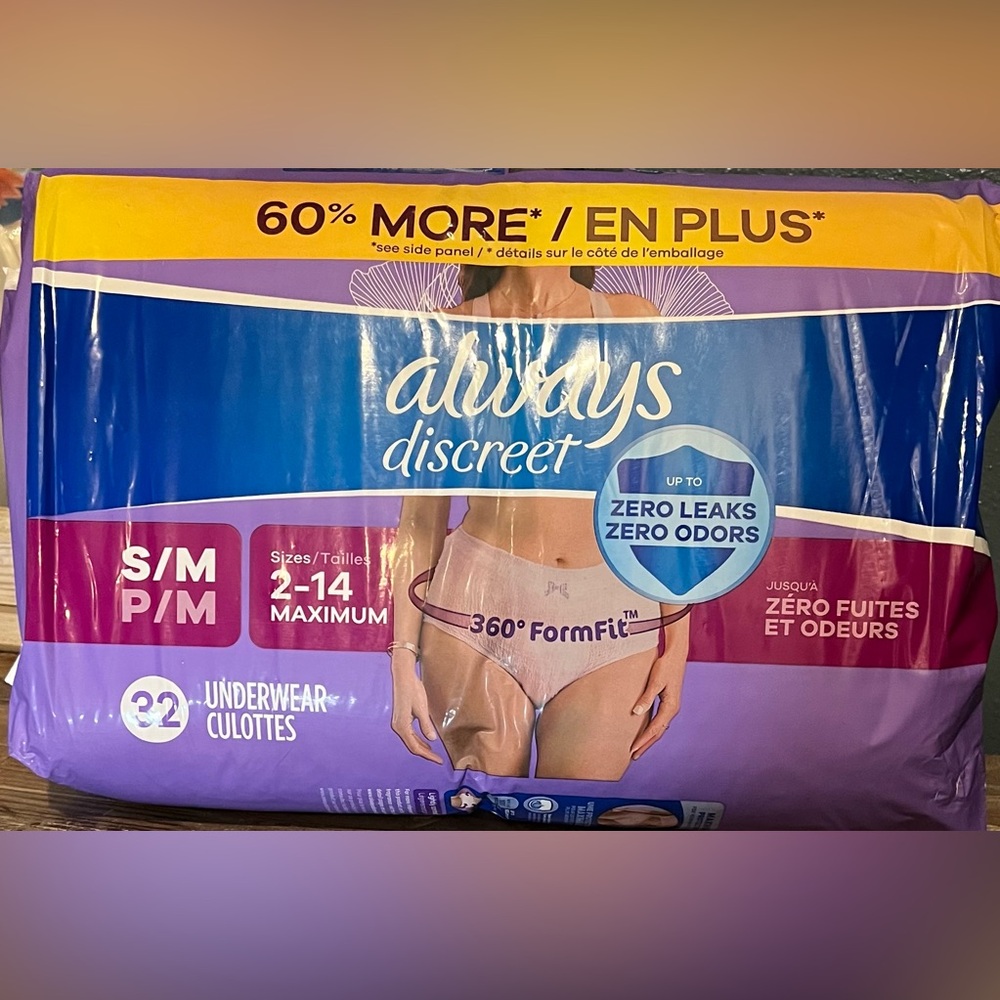 Always Discreet Disposable Underwear Big 32 Count Pack Size Small/Medium Beige